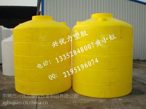 東莞廠家直銷 醫(yī)用塑料pe加藥箱 防腐蝕塑料pe熔鹽箱 3噸食品級環(huán)保儲水箱圖片大全